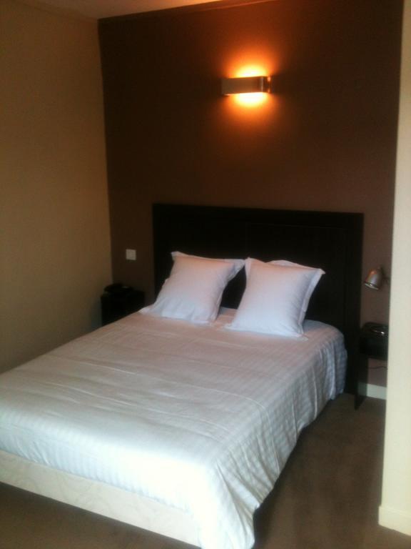 Le Central By Santat ! Bellac Kamer foto