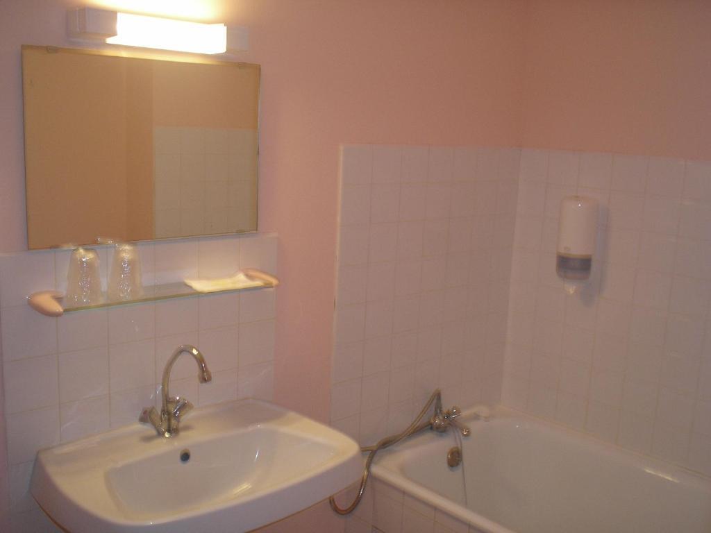 Le Central By Santat ! Bellac Kamer foto